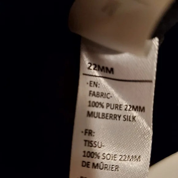 New Slipintosoft Button Down 100% Silk Black Blouse Size Medium Women NWOT - Picture 9 of 9